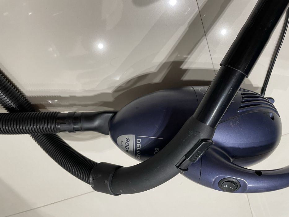 Odkurzacz ręczny Solac deLux 900W