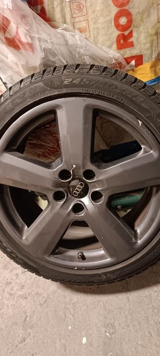 Felgi Ronal OEM Audi 18" z oponami zimowymi