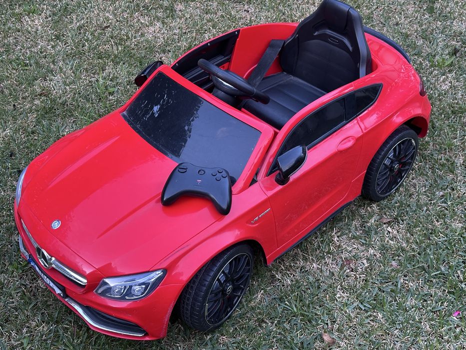 Carro elétrico Mercedes criança