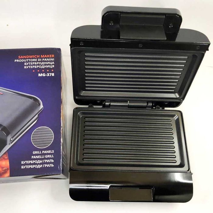 Бутербродниця 750 Вт з антипригарним покриттям,