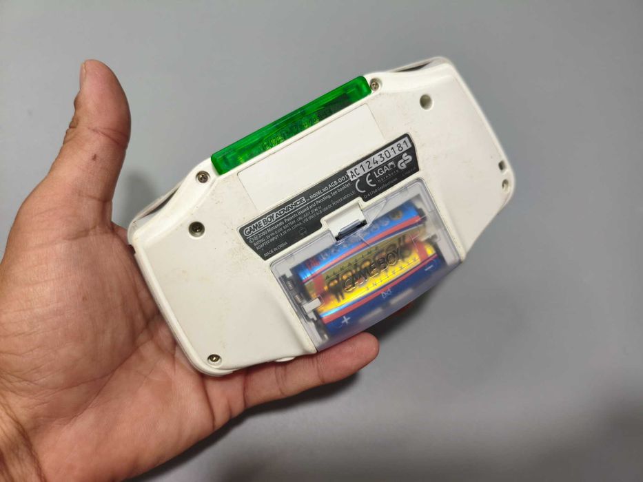 Gameboy Advance Branco