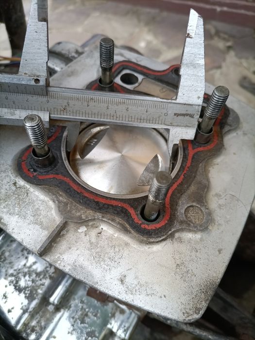 Мотоцикл 180 куб крос