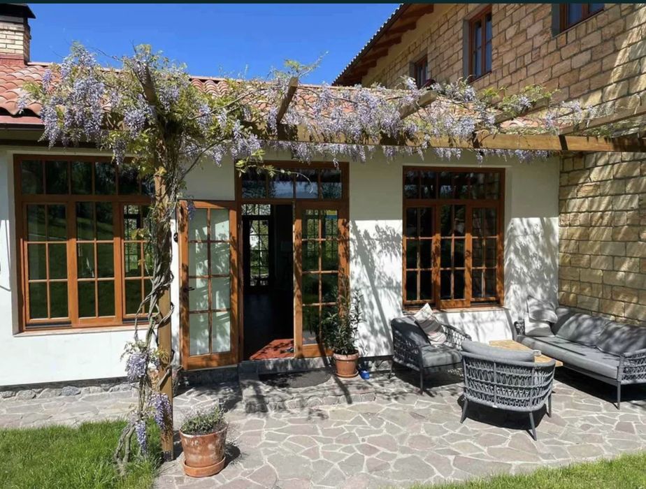 Продажа усадьбы.Маленькая Тоскана под Киевом.Обуховский. 1.18 Га земли