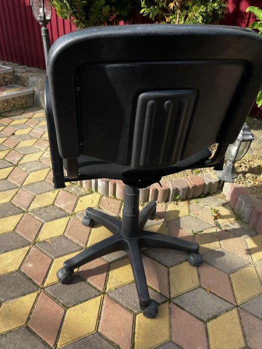 Крісло для перукаря