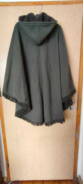 Ponczo z kapturem