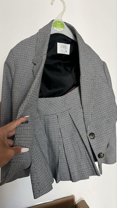 Костюм від zara