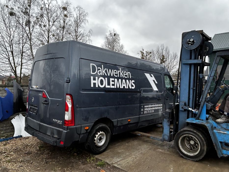 Zawiasy tylne Master Movano stan idealny wszystkie  części