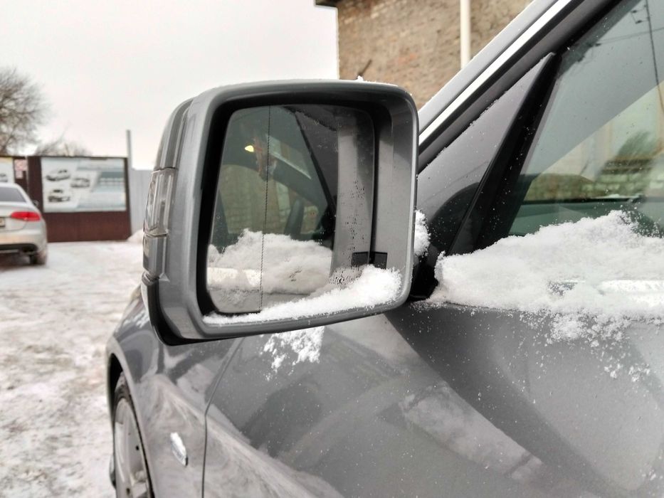 Піввісь задня Mercedes W212 E350 привід задній полуось Мерседес В212