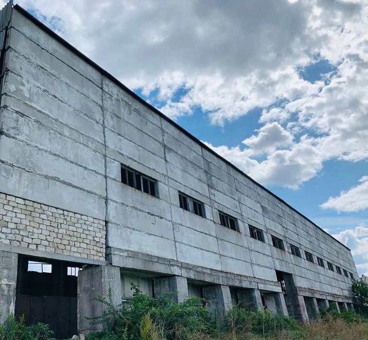 Продається пром. територія із залізничним під'їздом