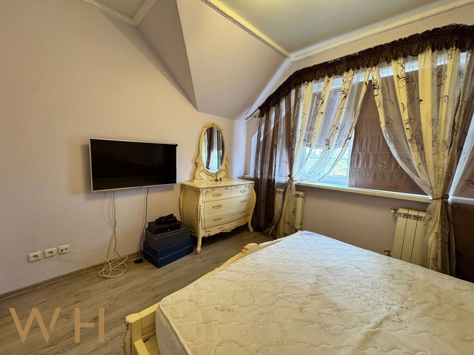 Продаж будинку с. Пухівка 144m² 4 кім. ділянка 1га, Броварський район Без %