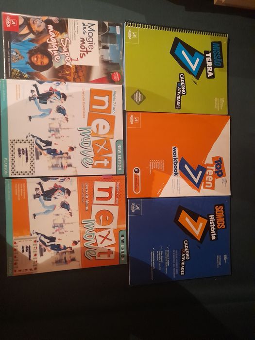 Livros escolares 7. Ano