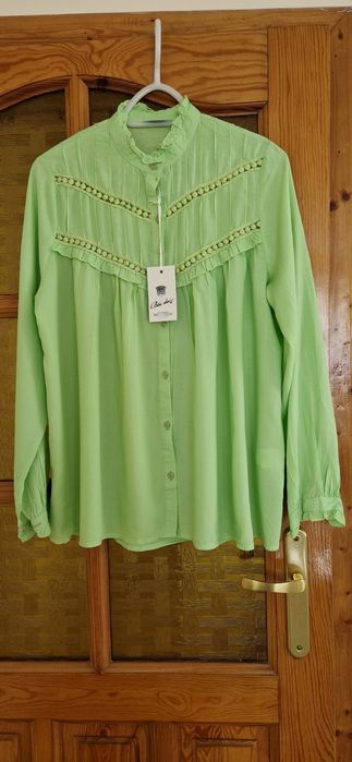 koszula w letnim kolorze - nowa