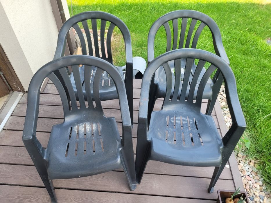 Krzesła ogrodowe plastikowe