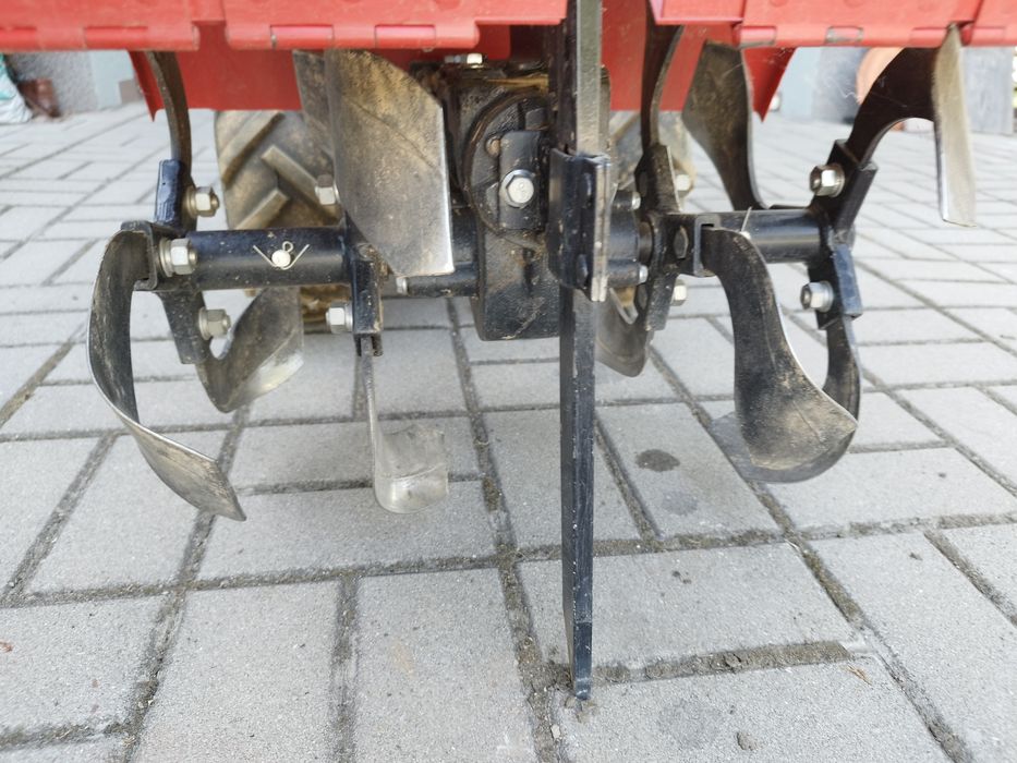 Glebogryzarka spalinowa FAWORYT SGT48-196L