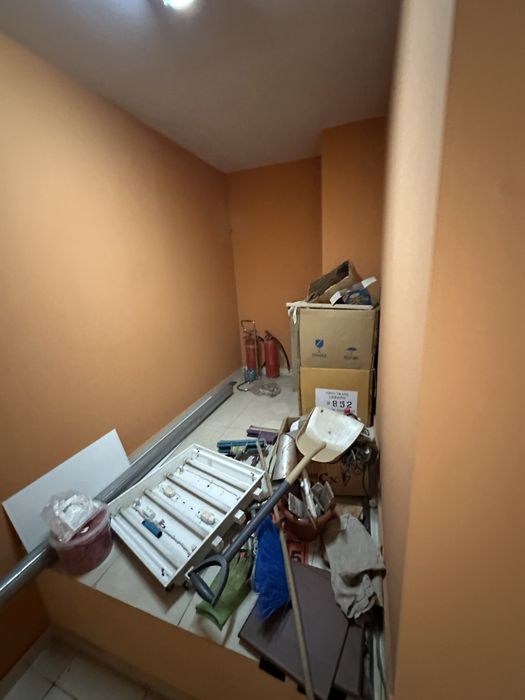 Продам комерційну нерухомість в центрі міста