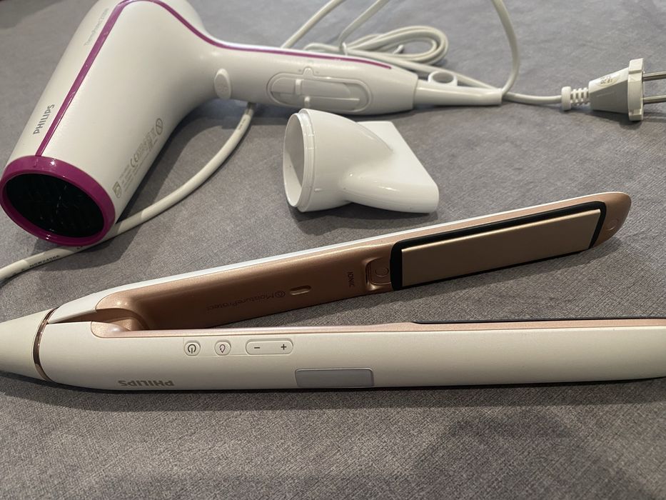 Прилади для укладки волосся фен Philips