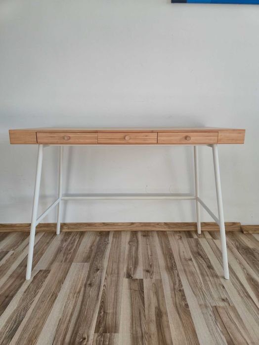 Biurko bambusowe Ikea