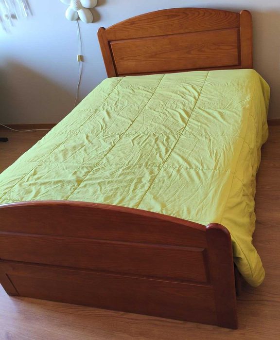 cama de corpo e meio