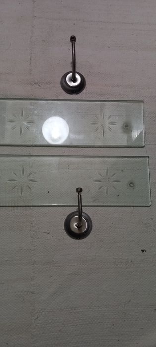 Prateleiras de vidro