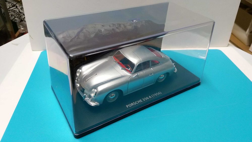 Porsche 356 A (1956) - Miniatura à escala 1/24 (de coleção da marca)