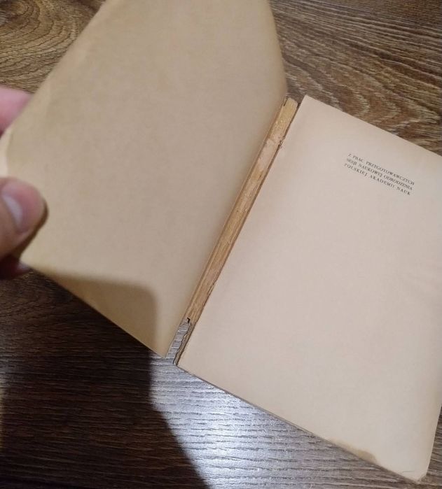 Pochodzenie polskiego języka literackiego w świetle wyników ...