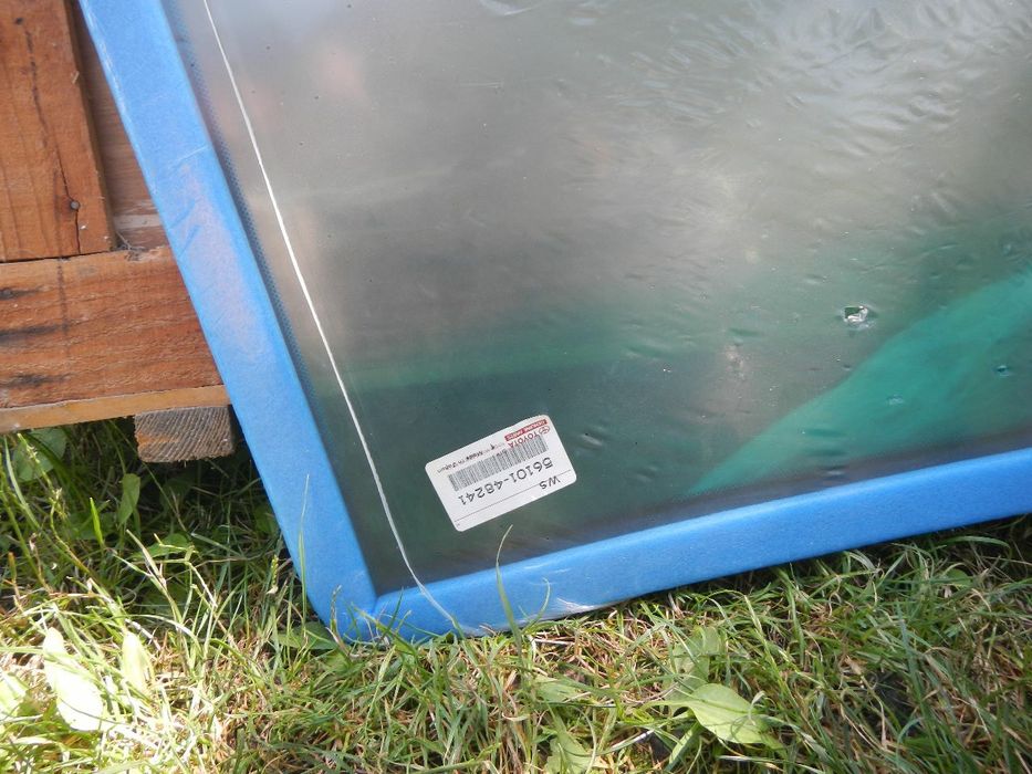 Лобовое стекло на Лексус RX-330/350/400