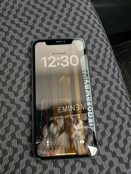 Продам обменяю айфон 11