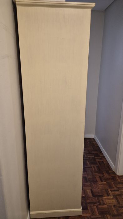 Armário Roupeiro em pinho