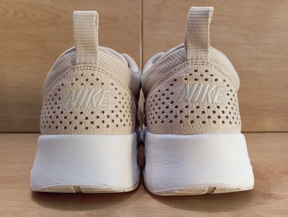 NIKE Wmns Air Max Thea Buty Sportowe Damskie Rozm 37,5 /23,5cm