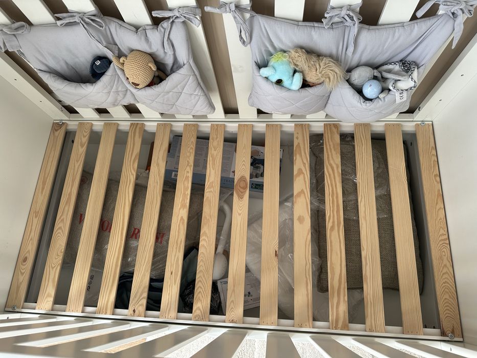 Łożeczko dziecięce Pinio 140x70 z szufladą i materacem