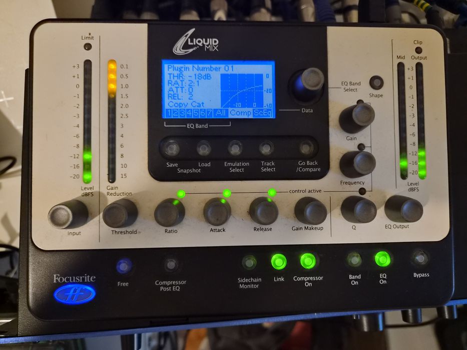 Focusrite liquid mix 32
