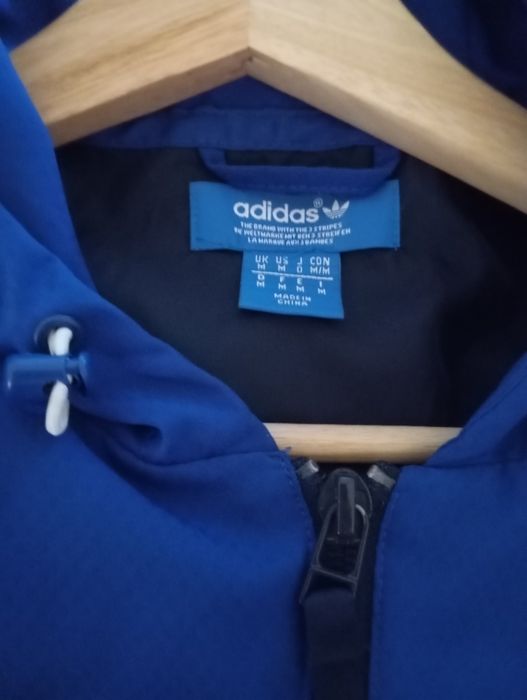 Casaco Adidas com carapuço original