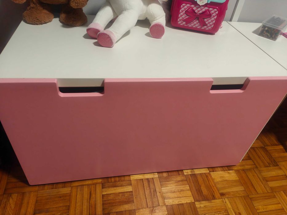 Baú de brinquedos rosa