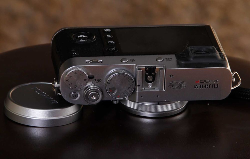 FUJIFILM X-100f LENTE 23mm F:2