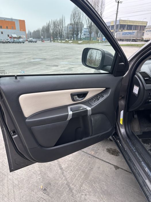 Volvo XC90, 2.4, 7місць, 2008 рік.