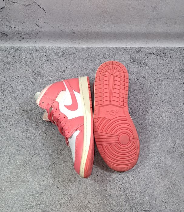 Кроссовки Air Jordan 1 женские баскетбольные кожаные Dunk  4