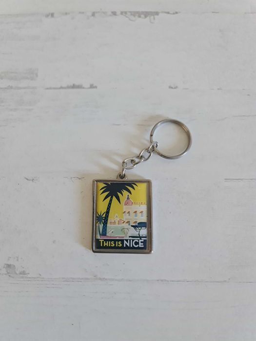 Porta-Chaves Souvenir Nice França Keychain Travel Collectible