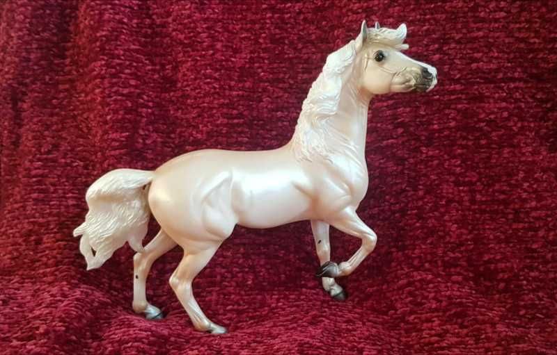 Breyer Encore Traditional 1:9 palomino wycofany