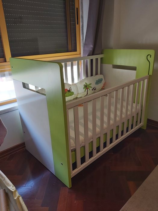 OPORTUNIDADE! Berço+almofada amamentação