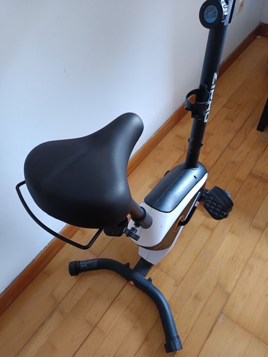 Bicicleta Ergométrica ZIPRO