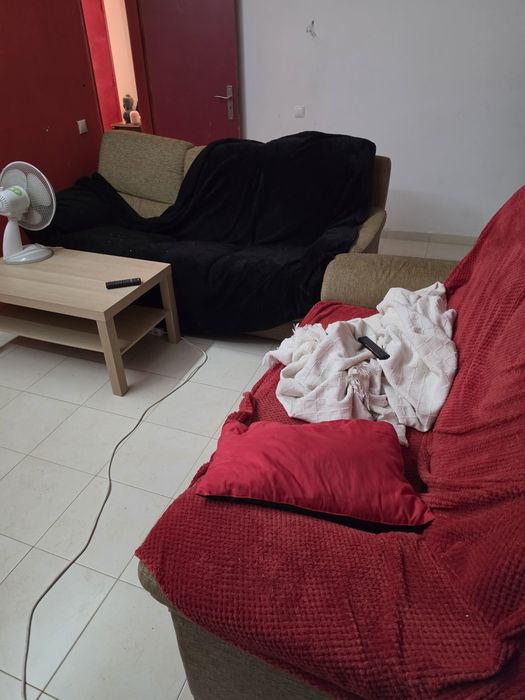 Conjunto sofá 3 e 2 lugares para doar