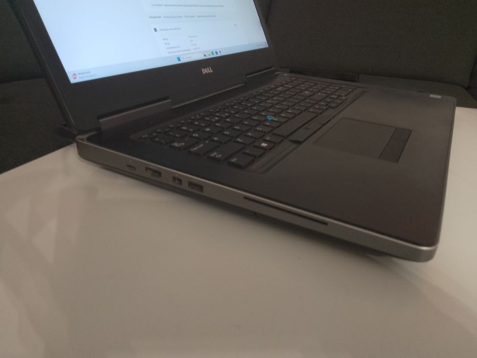 Dell Precision 7710 • Xeon E3-1545M • Quadro M5000M 8GB • 32 RAM #4