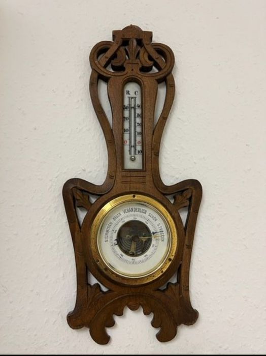 Stary barometr niemiecki z 1907 roku.