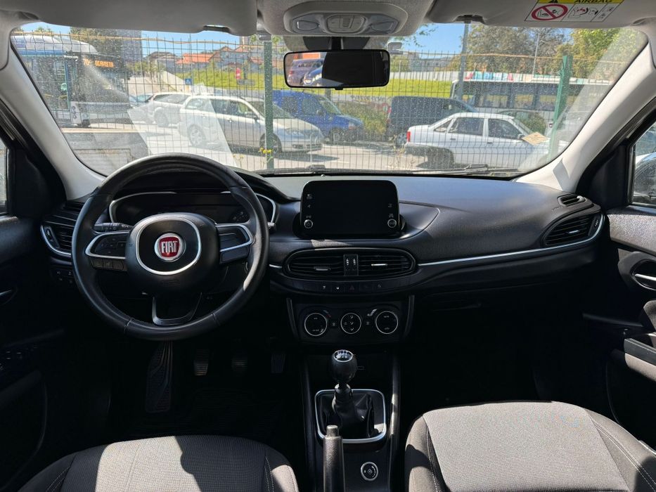 Fiat tipo 2019 mirror