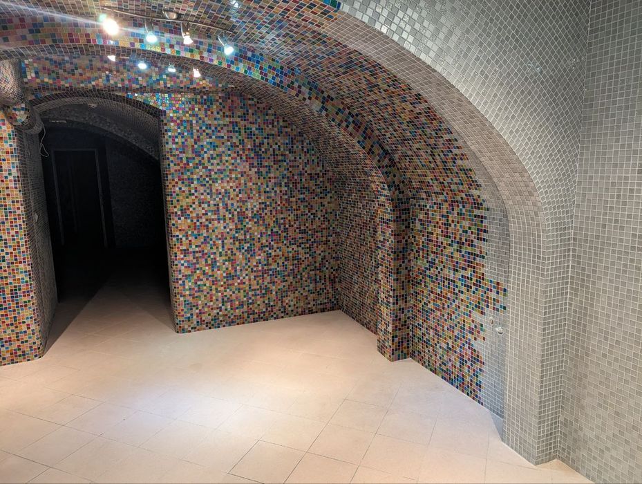 Електрика завжди,Корзо 11,у провулку комерція