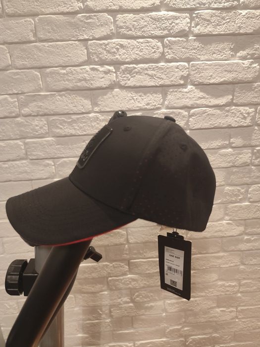 Czapka z daszkiem Diverse