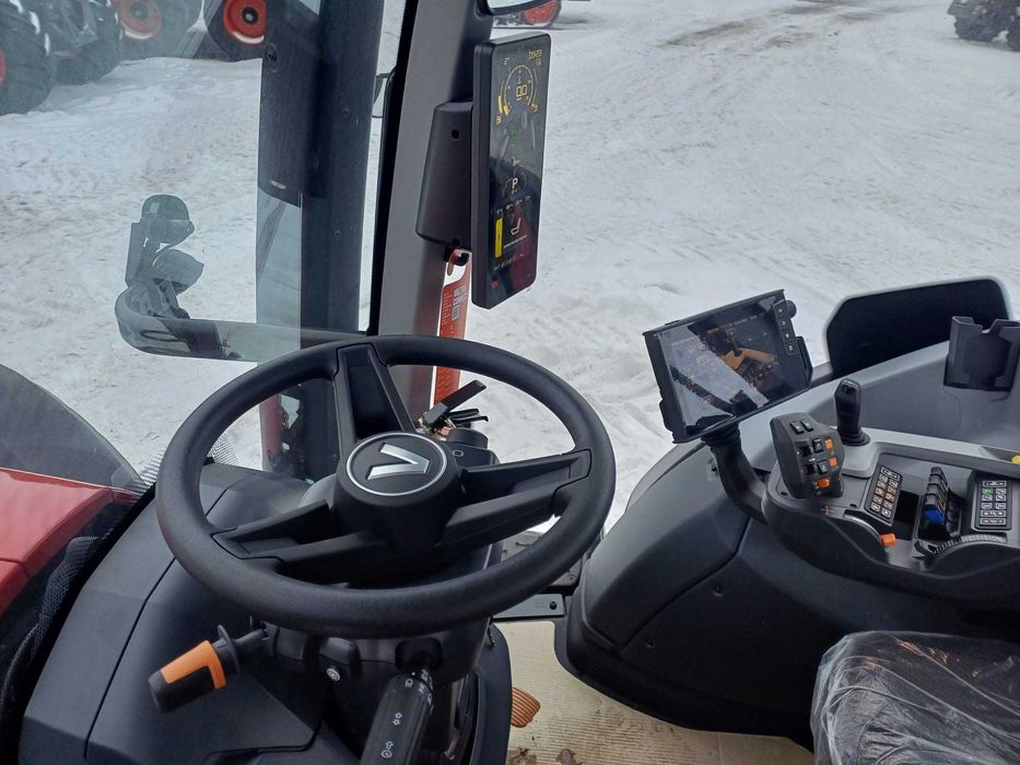 VALTRA T175 Versu