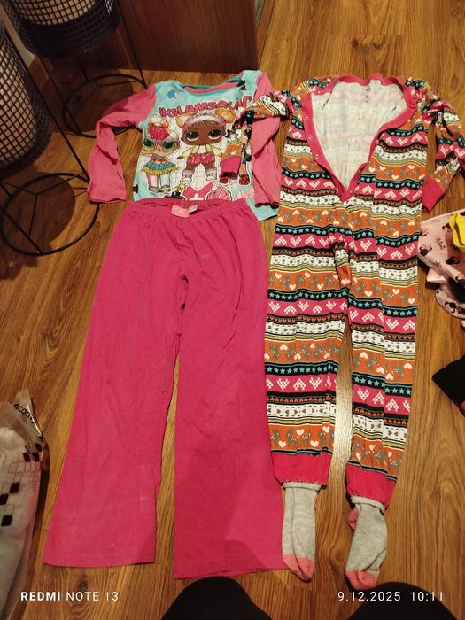 Dwie piżamy 128-134