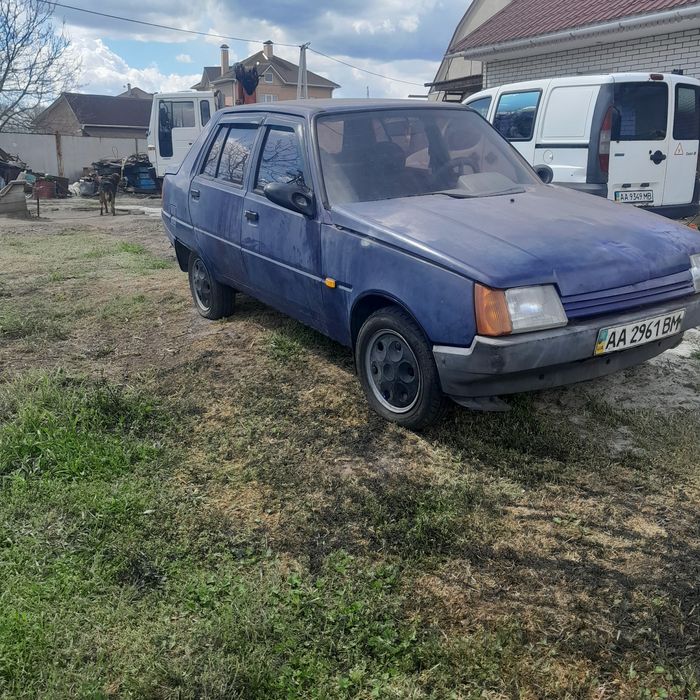 Продам авто мобиль славуту