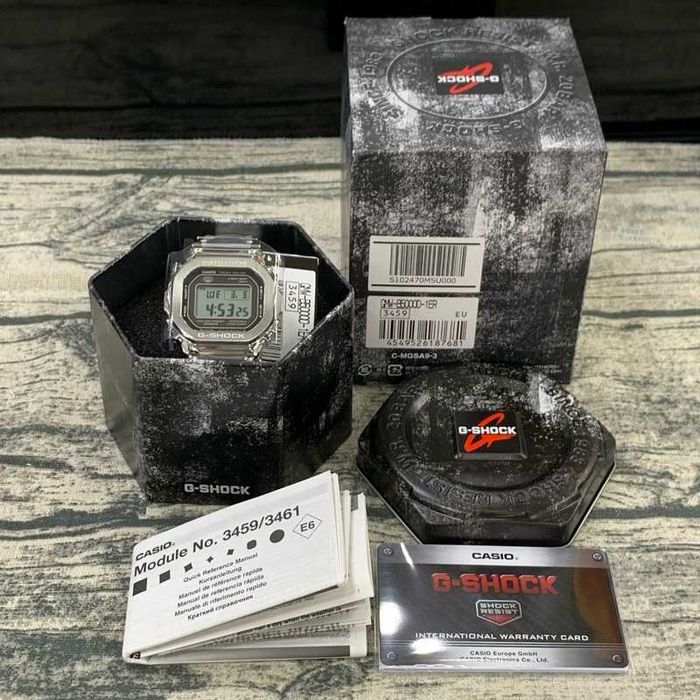 Relógio Casio G-Shock GMW-B5000D-1ER